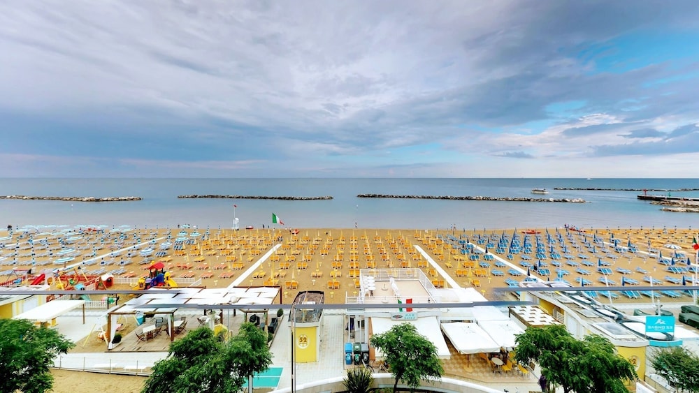 Bell Suite Hotel — Rimini