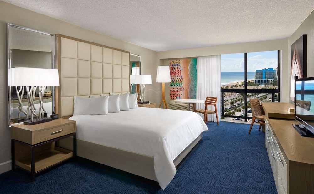 Bahia Mar Ft. Lauderdale Beach a DoubleTree by Hilton Hotel - photo 12