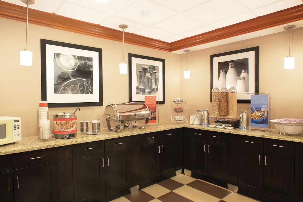 Hampton Inn & Suites Port St. Lucie West - photo 22