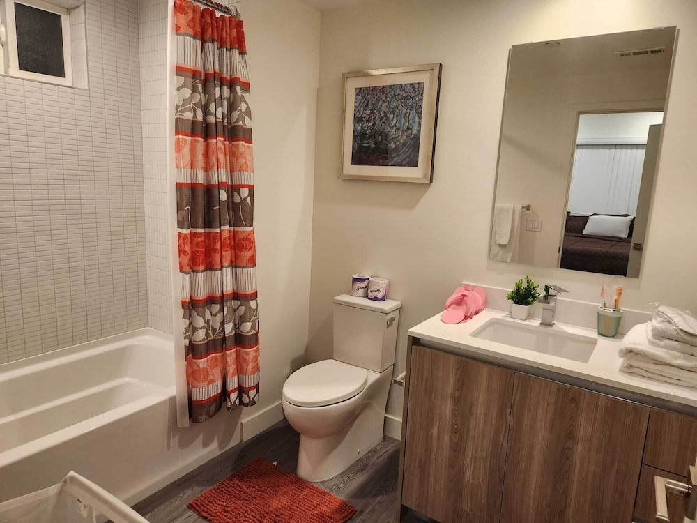 Urban Chic Apart Hotels in Central LA - photo 45