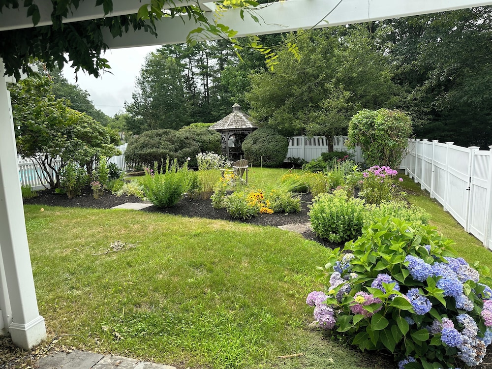 Cod Cove Inn Edgecomb - photo 22
