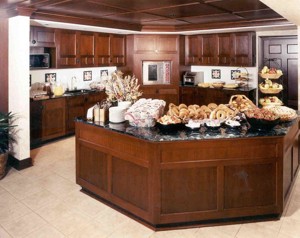 Homewood Suites by Hilton Wilmington Brandywine Valley - photo 38