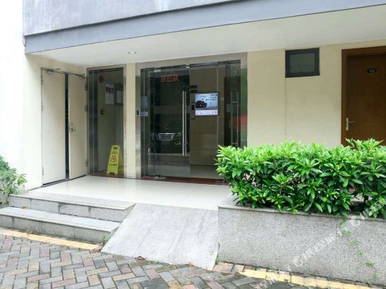 Tongxiyuan Apartment Hotel in Shenzhen, People's Republic of China