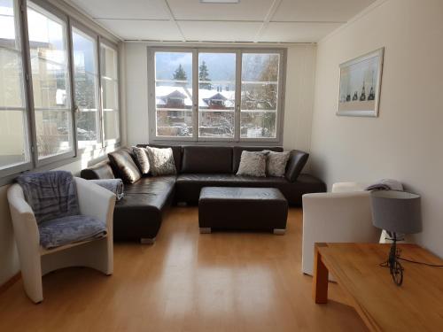 Townhouse II Sleeps 12 guests Central — 4-Star Luxury Hotel in Interlaken, Switzerland