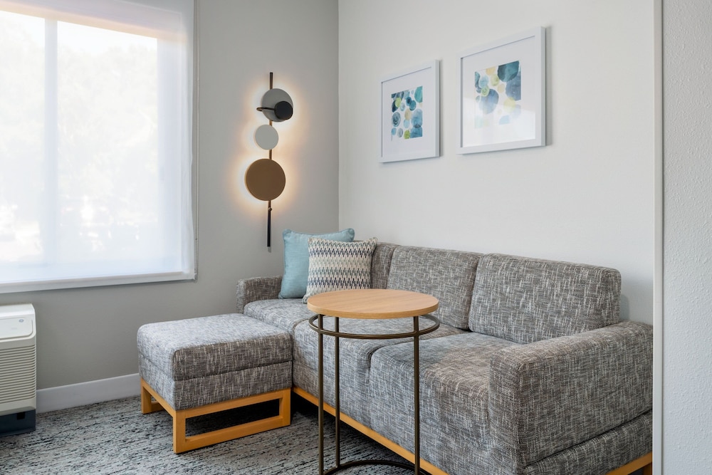 TownePlace Suites by Marriott Brunswick - photo 9