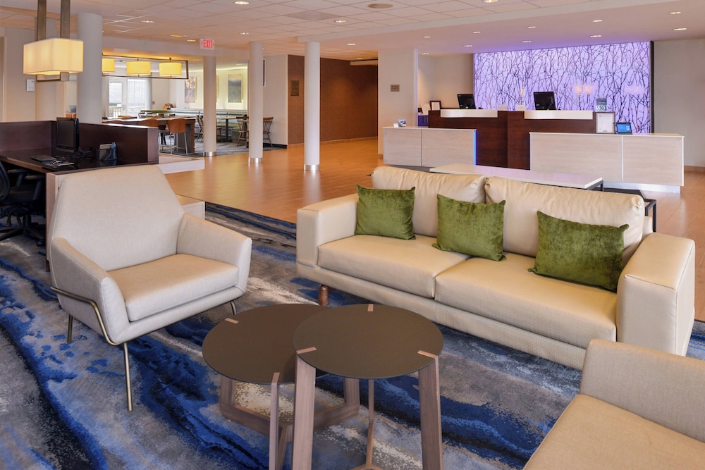 Fairfield Inn & Suites Cedar Rapids - photo 4