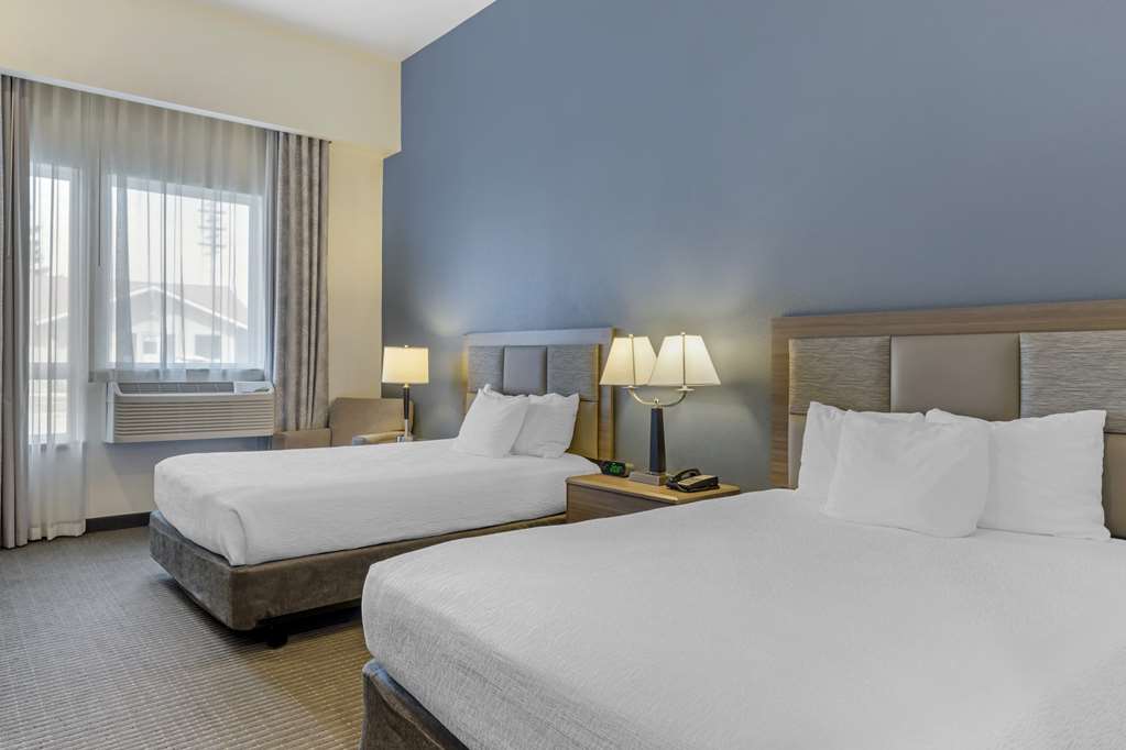 Best Western Plus Peppertree Nampa Civic Center Inn - photo 4