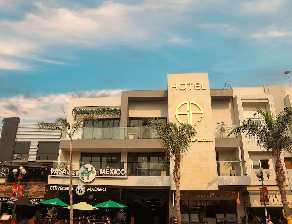 Hotel Grand One Plaza in Tijuana, Mexico