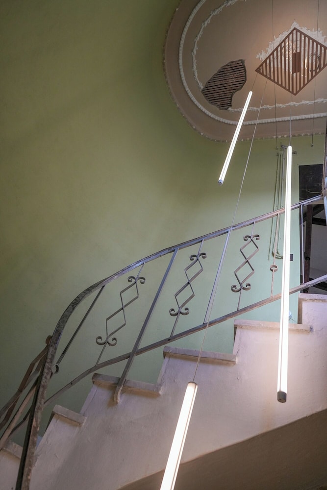 The Saints Inn — Athens — photo 2