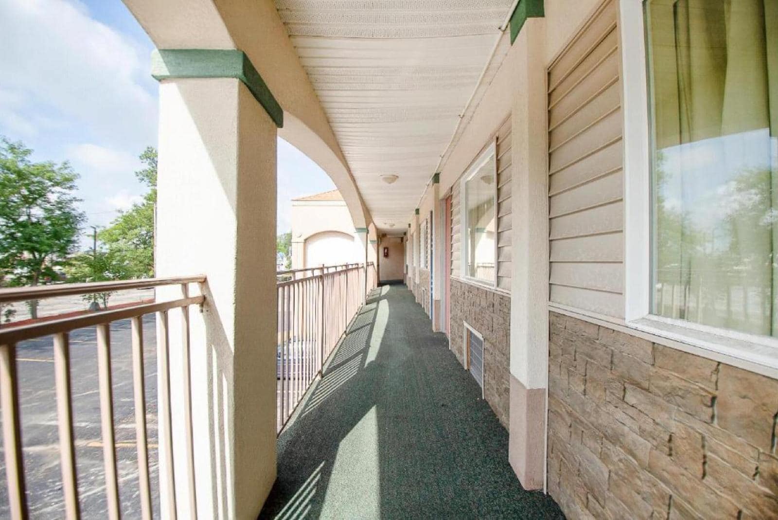 Hotel O Daylight Inn Elkhart I 90 IN - photo 11