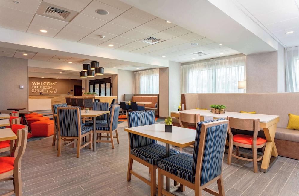 Hampton Inn Marianna I 10 - photo 2