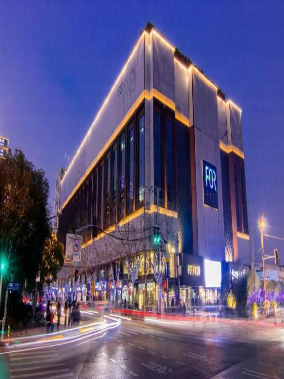 Yitel Hotel - last minute hotel in Shanghai
