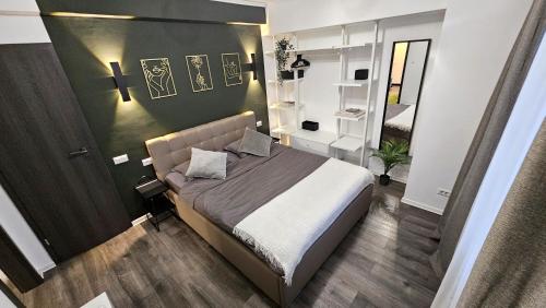 Like Home Victoriei — 4-Star Luxury Hotel in Bucharest, Romania
