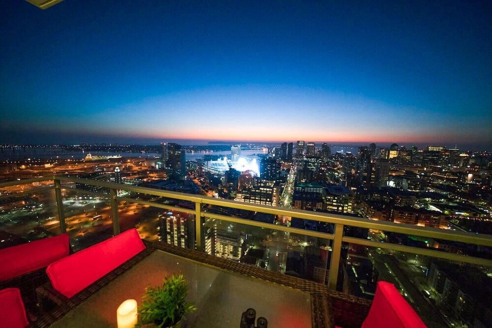 Ocean View IV by AvantStay High Rise in DT w City & Ocean Views - photo 17