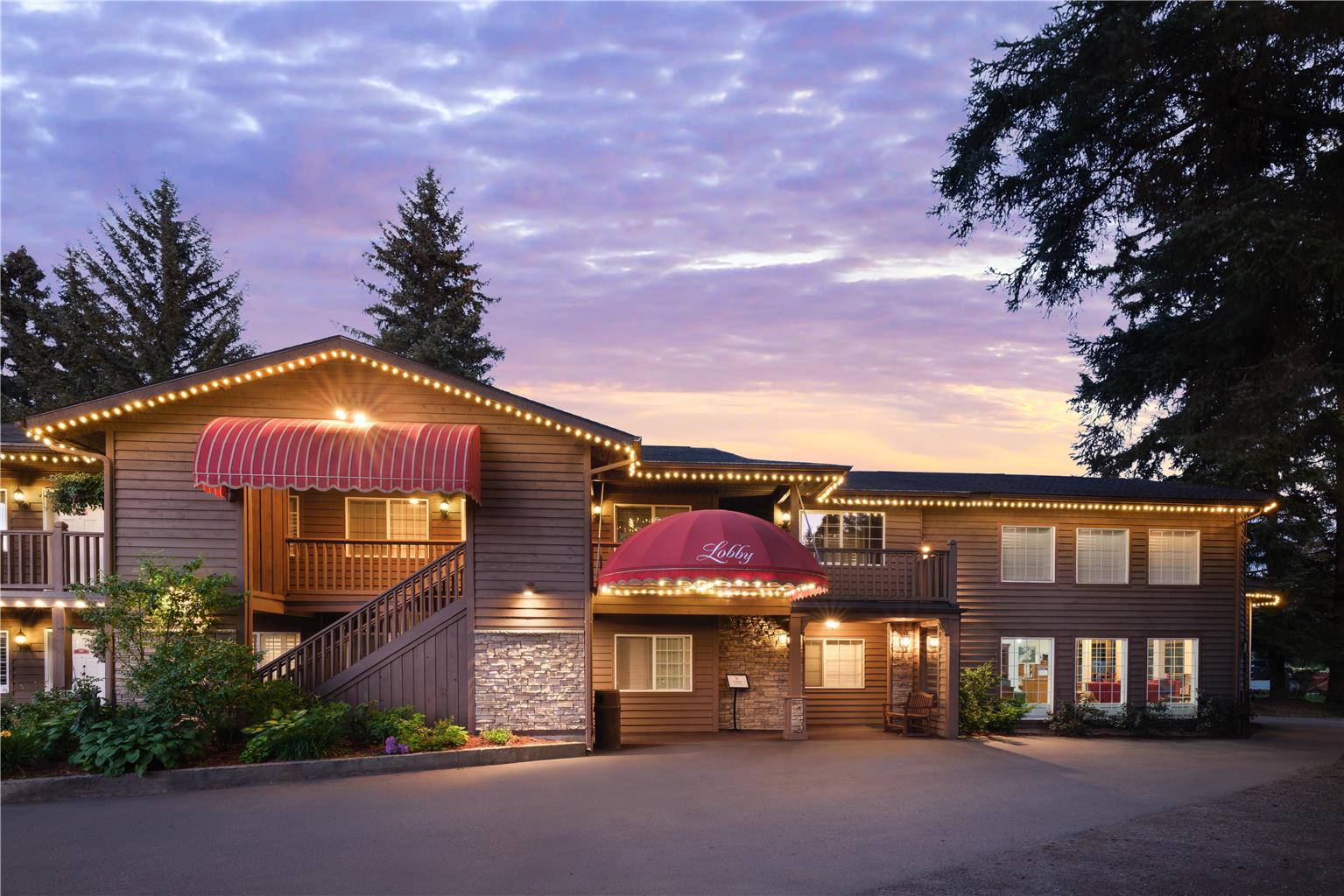 Best Western Country Lane Inn in Juneau, United States