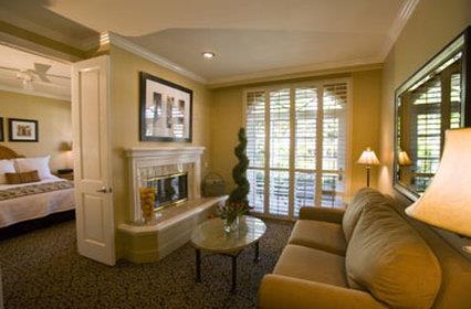 Westlake Village Inn - photo 10