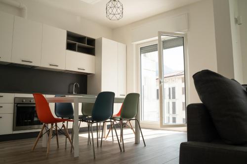 Piazza XX settembre feel the centre — 4-Star Luxury Hotel in Lecco, Italy
