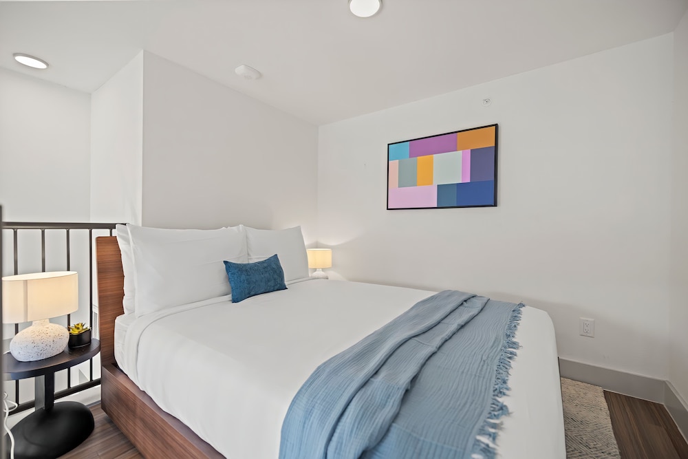Placemakr Downtown Austin - photo 30