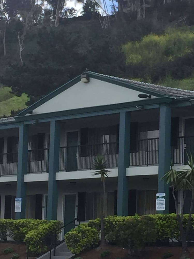 The Atwood Hotel San Diego SeaWorld Zoo - photo 31