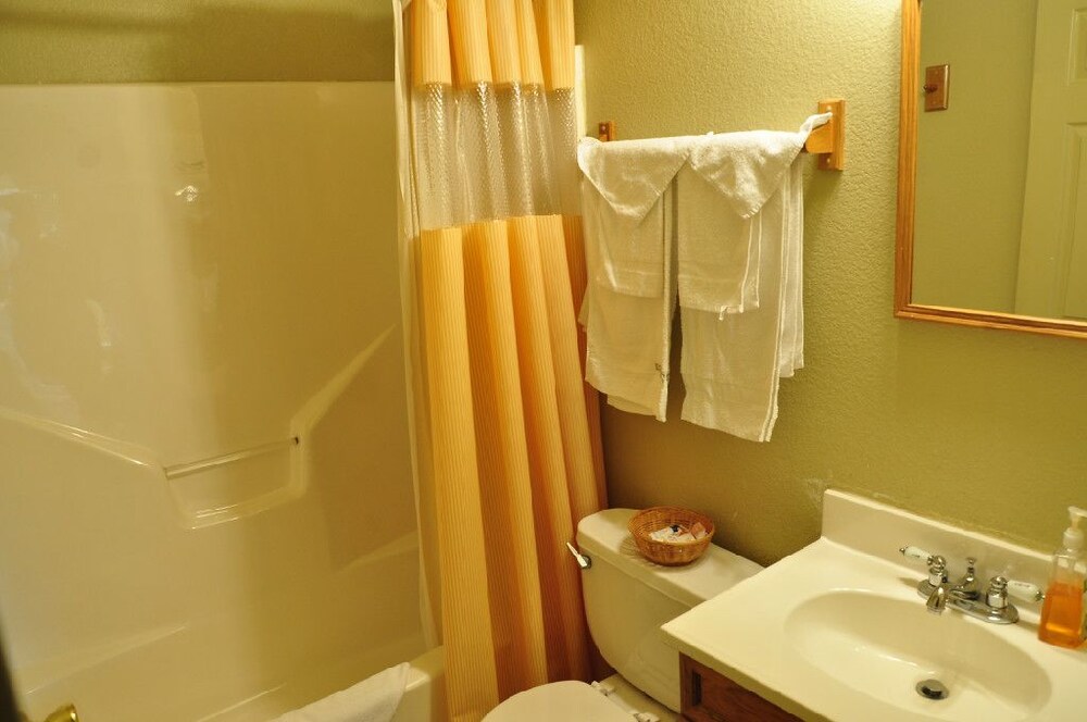 Outpost Motel - photo 6