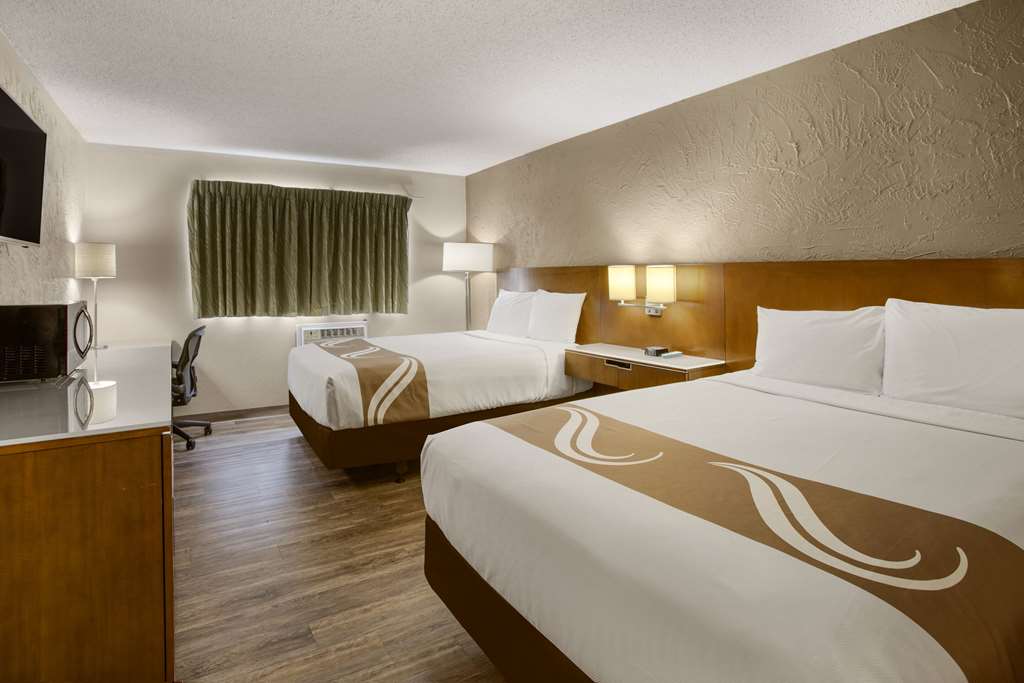 Rodeway Inn & Suites Grand Rapids Southeast - photo 17