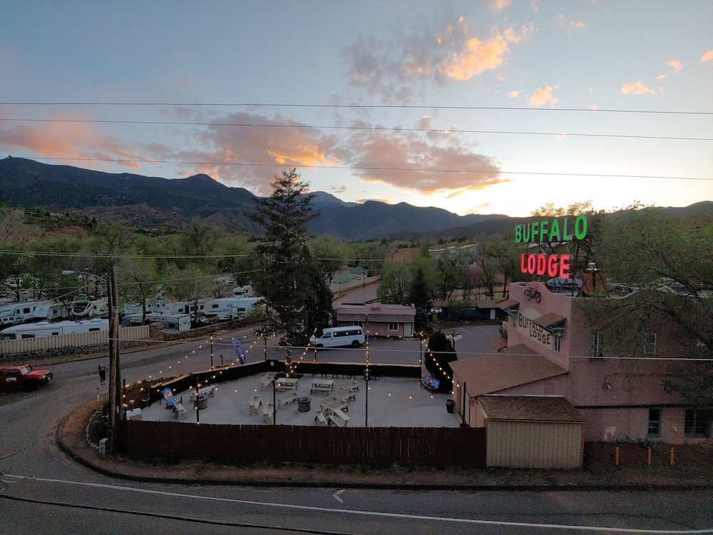 Buffalo Lodge Bicycle Resort - photo 113