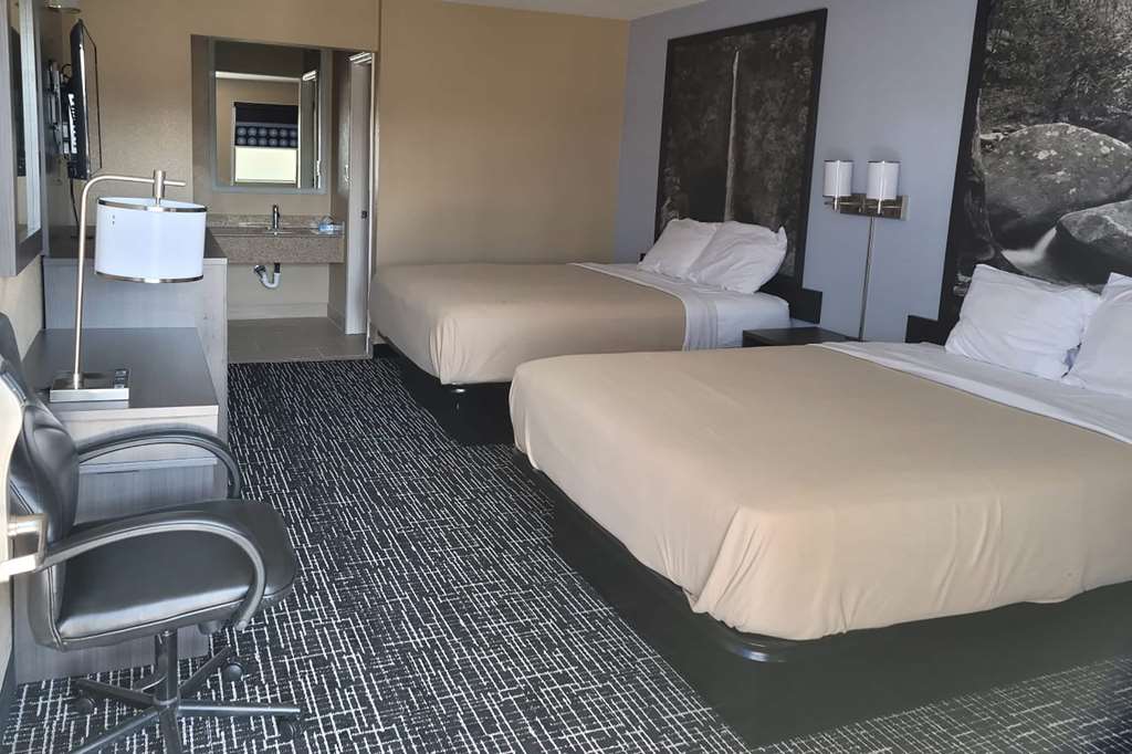 Super 8 by Wyndham Paducah I 24 Exit 4 - photo 12