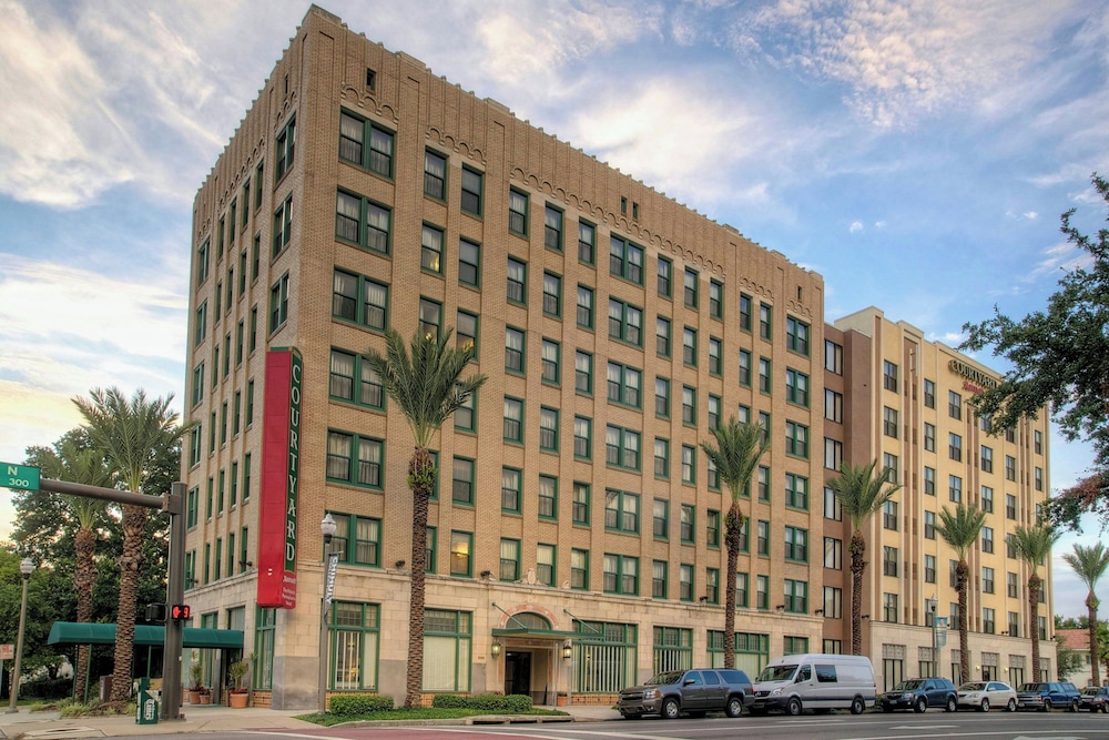Courtyard by Marriott St. Petersburg Downtown - photo 38