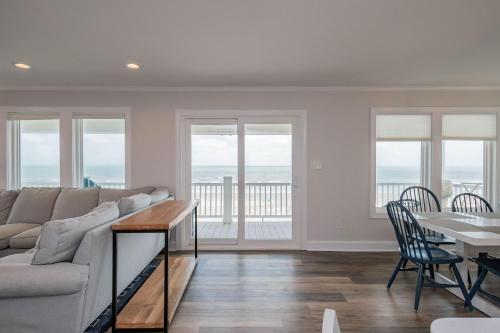 Dunes by Oak Island Accommodations - photo 49