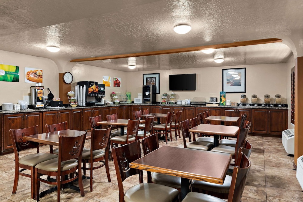 Quality Inn Saint George South Bluff - photo 16