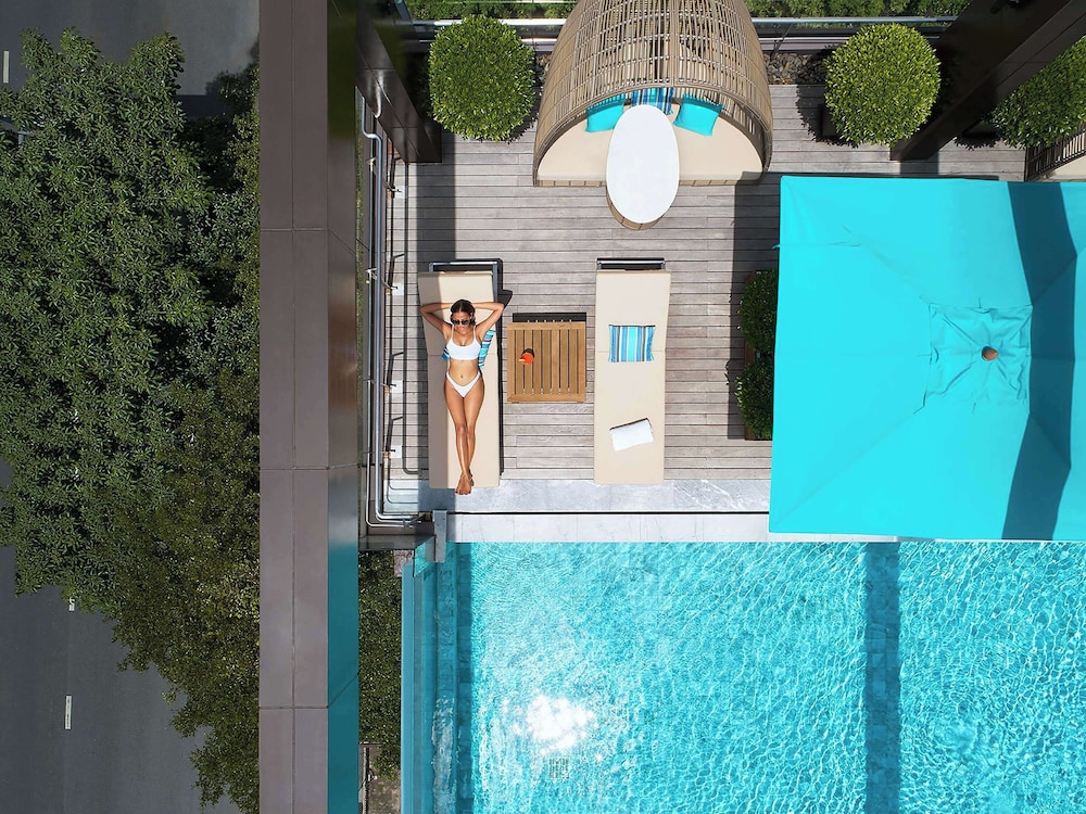 מזון ומשקאות