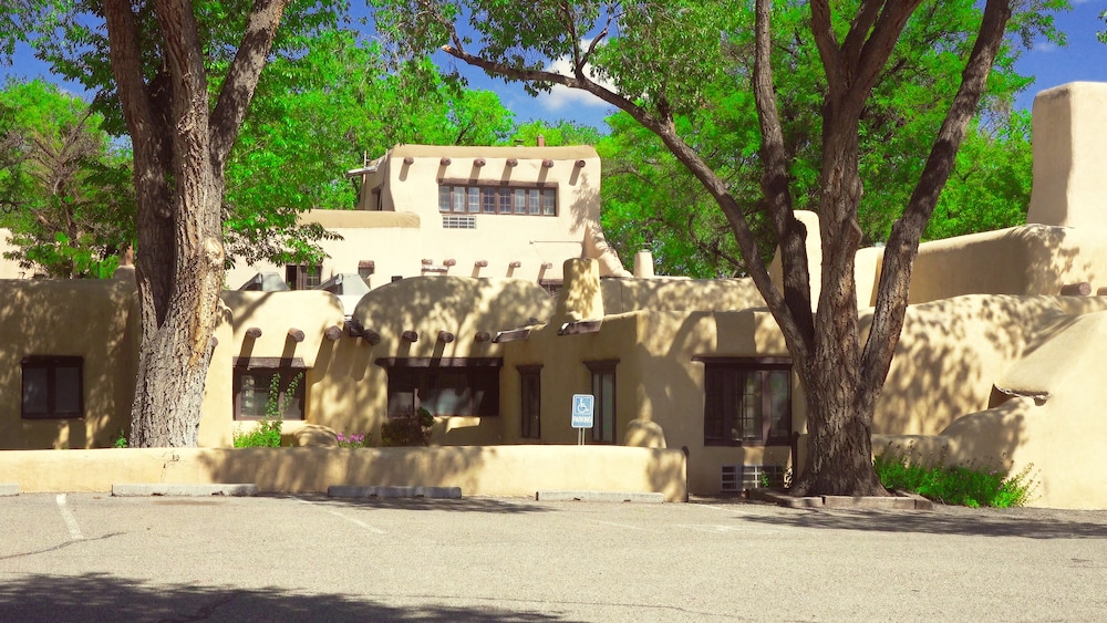 Sagebrush Inn & Suites - photo 120