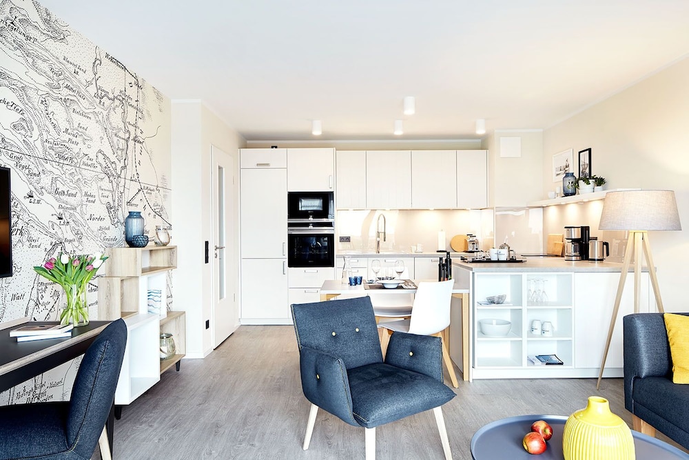 Appartement Küstenperle — 4-Star Luxury Hotel in Busum, Germany