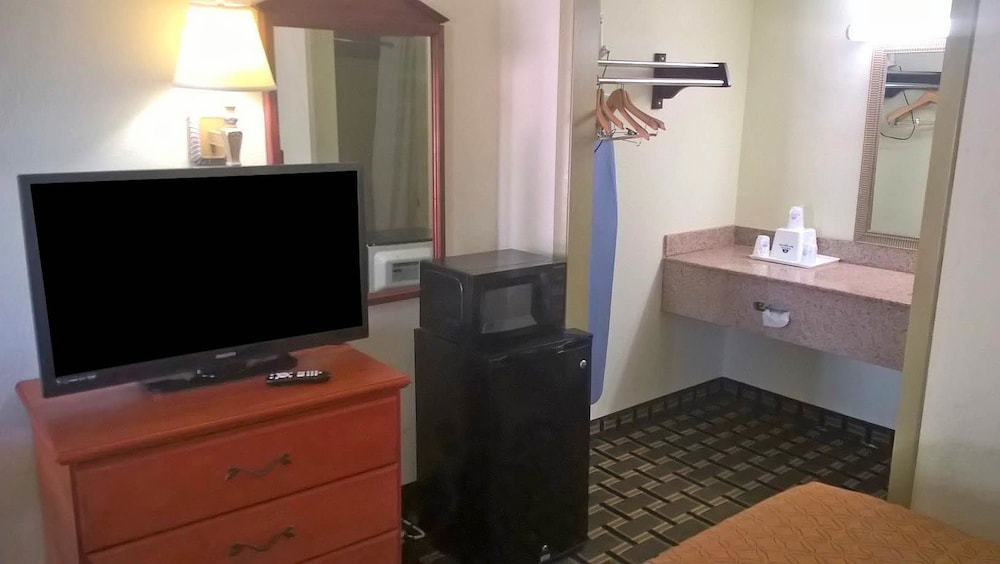 Americas Best Value Inn Anderson SC - photo 9