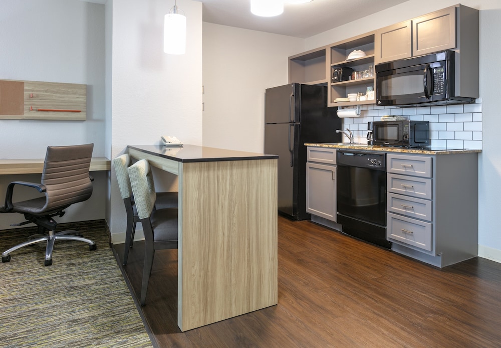 Candlewood Suites Fort Worth West by IHG - photo 29