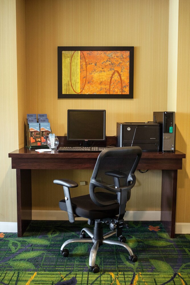 Fairfield Inn By Marriott Bangor - photo 15