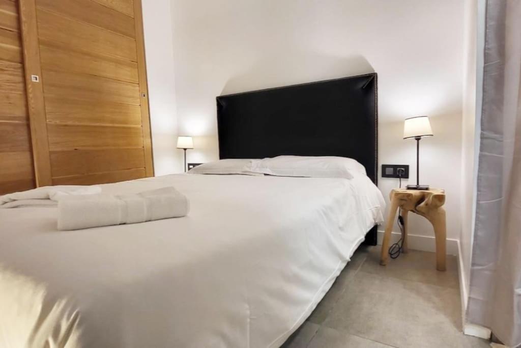 Appartement T2 Comfy Rdc Plage 50m Rue Gratuite — 4-Star Luxury Hotel in Saint-Malo, France