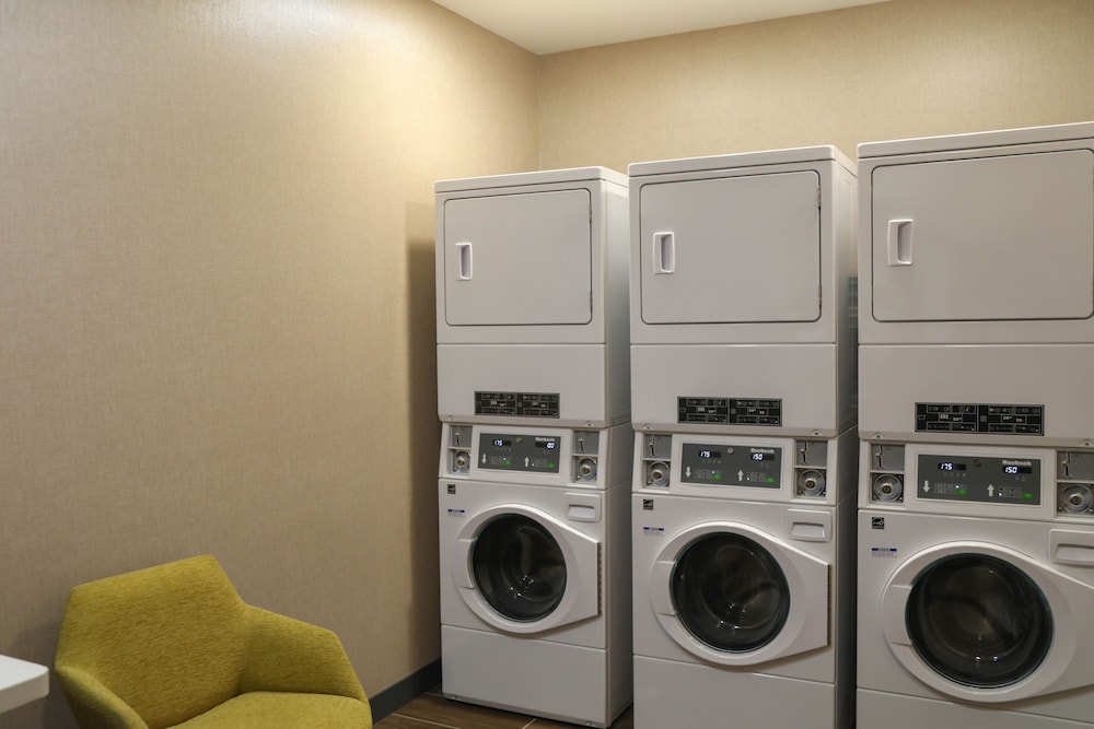 Hampton Inn Lead - photo 26