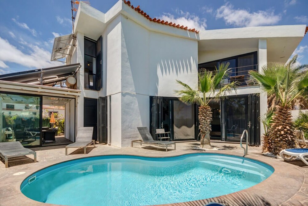 La Quinta Wonderful 4 Bed Villa private Pool — 4-Star Luxury Hotel in San Miguel De Abona, Spain