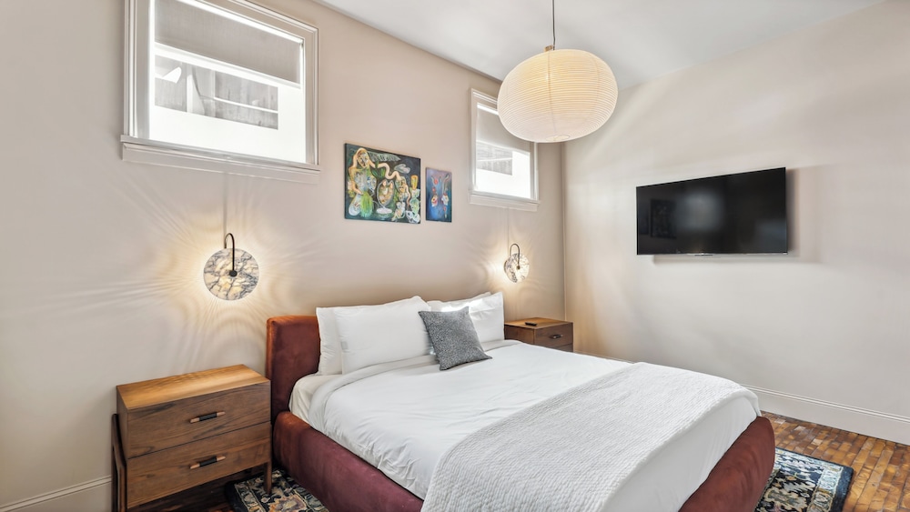 The Mary Beth Hotel & Gallery - photo 9