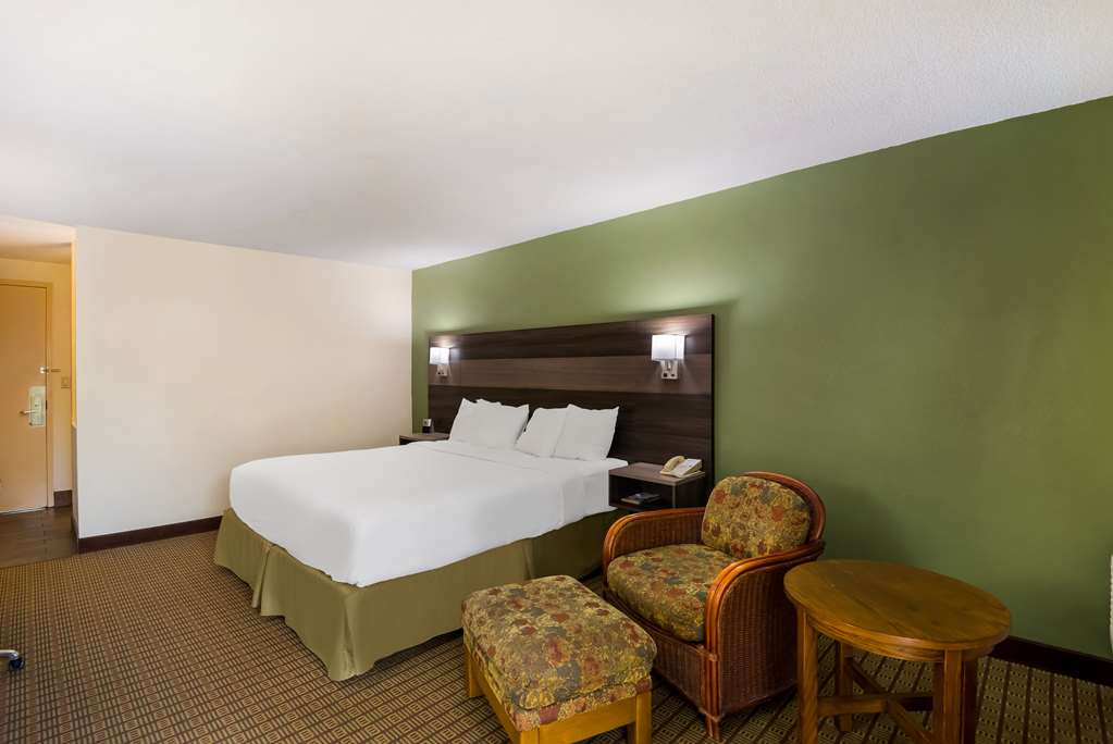 Best Western Prairie Inn & Conference Center - photo 20