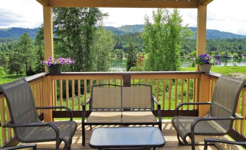 Eagle's Nest Motel - photo 3