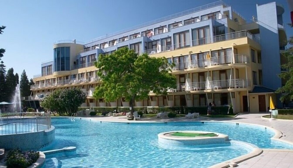 Koral — hotel in Varna