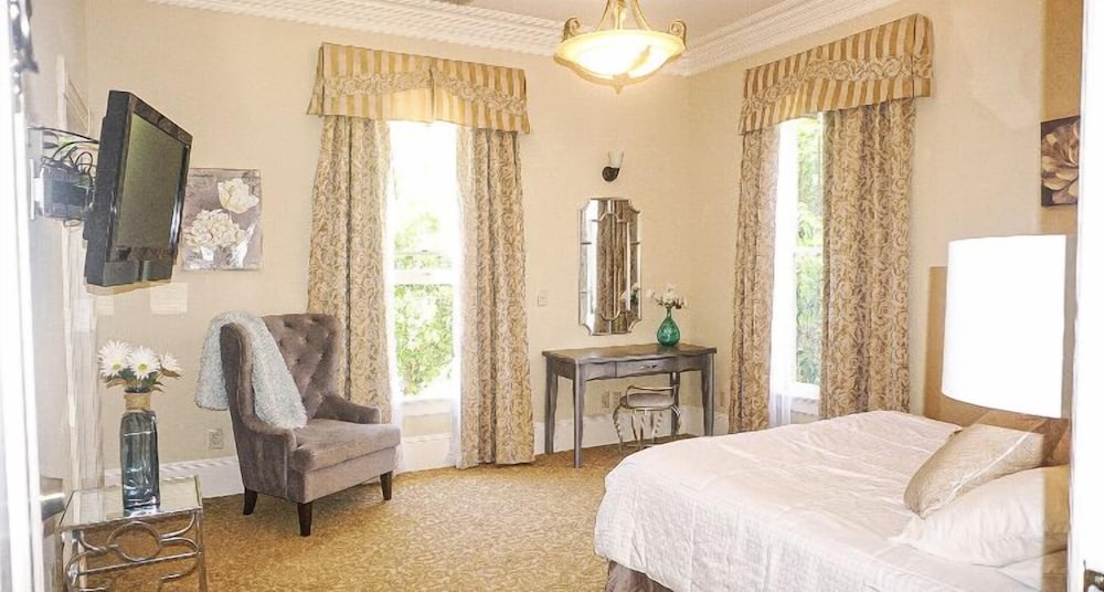 River Rd. Mansion - photo 46