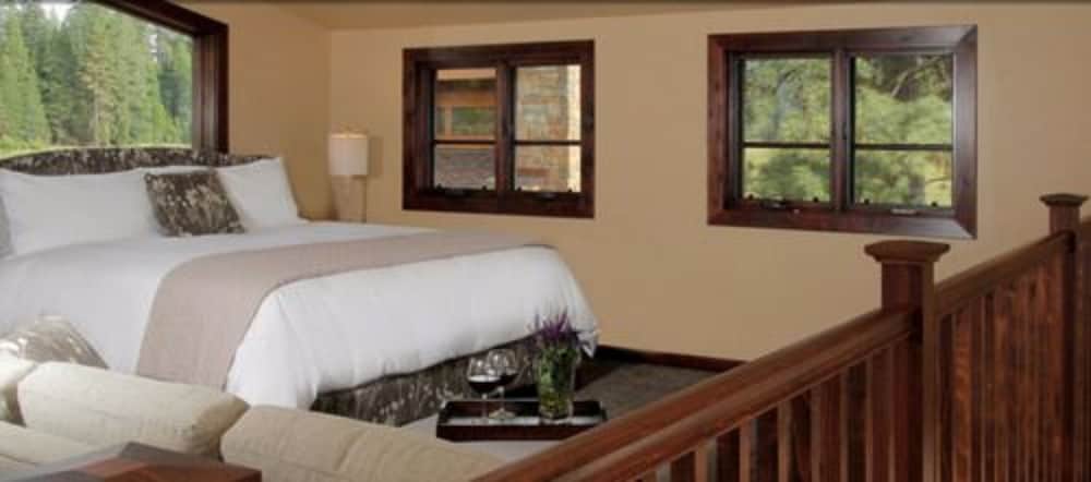 Highlands Ranch Resort - photo 7