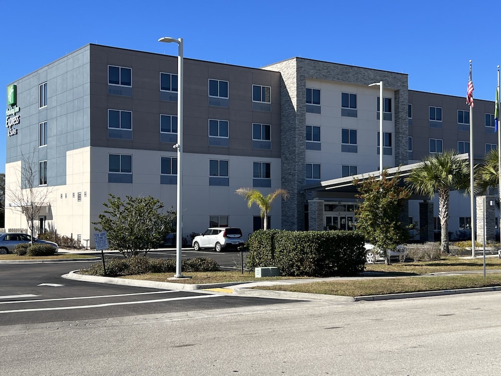 Holiday Inn Express & Suites Jacksonville W I295 and I10 by IHG - photo 42
