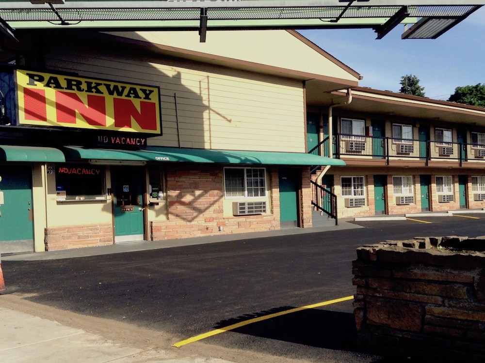 Parkway Inn Eugene — Eugene