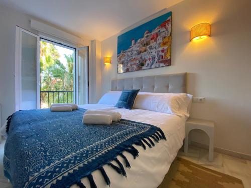 Nomad Stays Milos Y Bali — Marbella