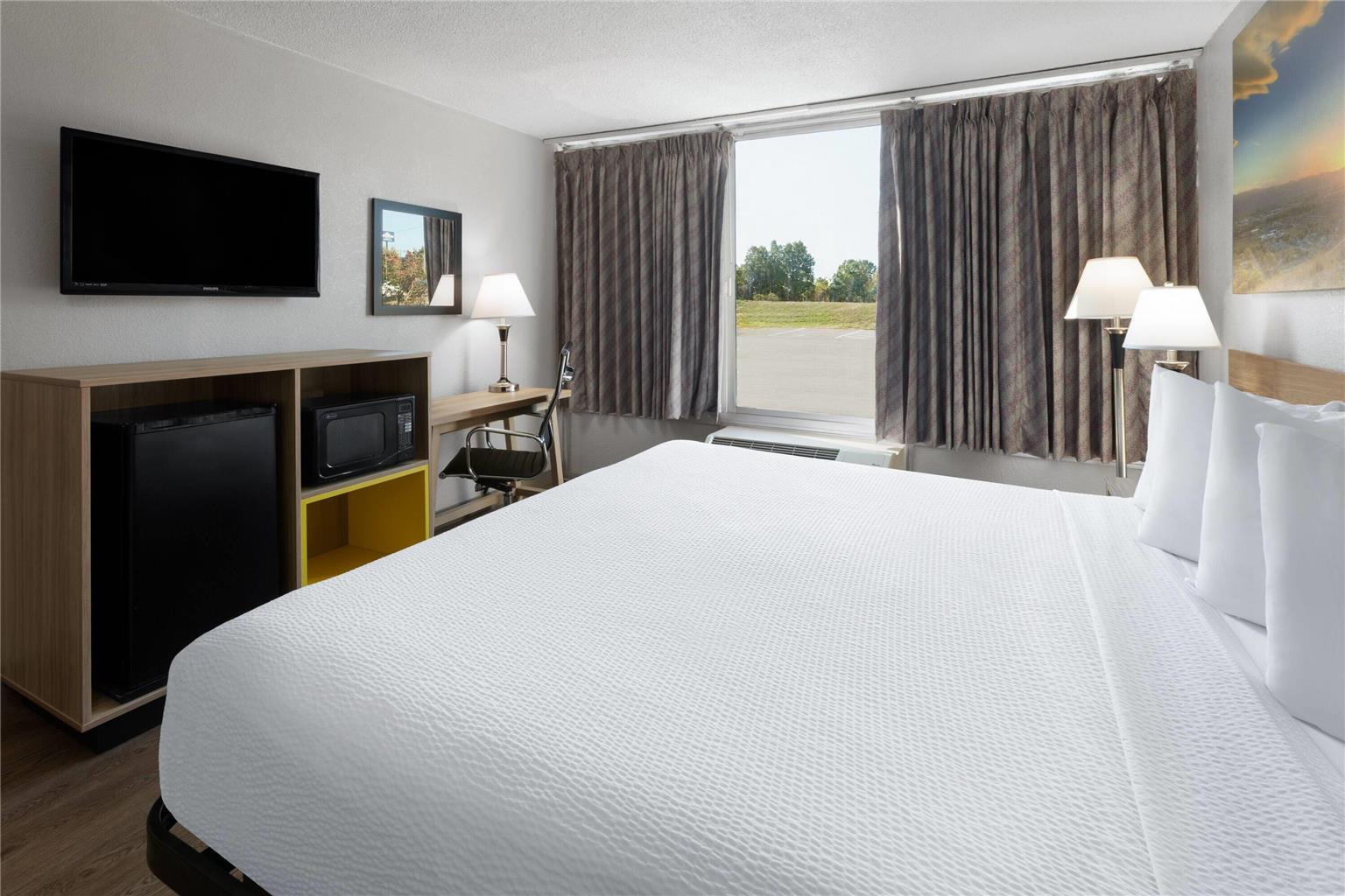 Days Inn by Wyndham Cambridge - photo 19