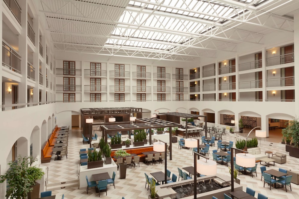 Embassy Suites by Hilton San Luis Obispo - photo 2